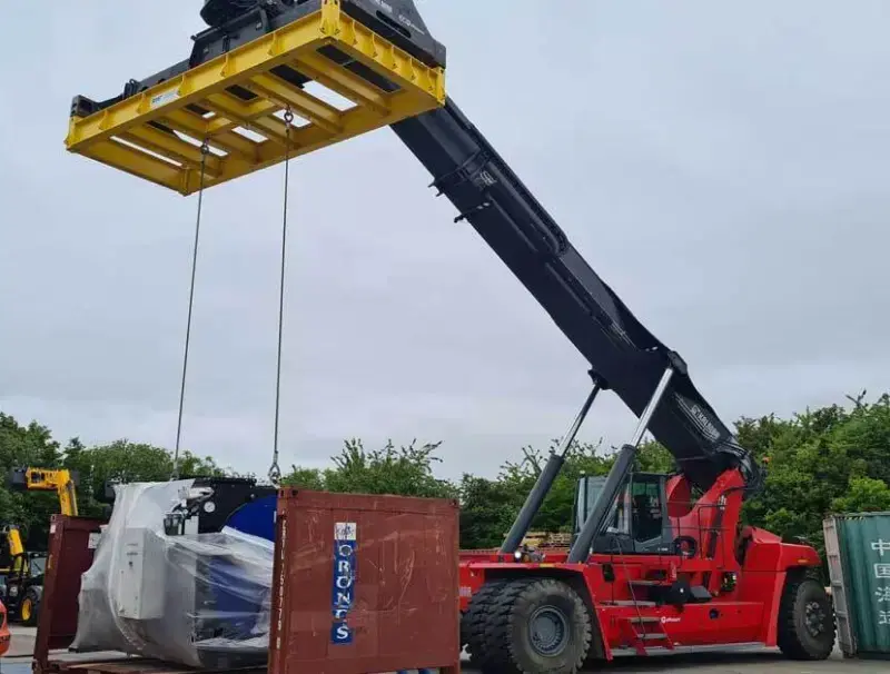 Machinery being used to lift heavy cargo